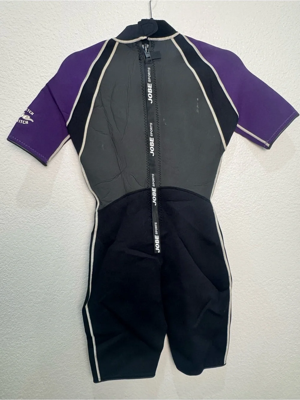Jobe Womens Wetsuit Size 9-10 Shorty Purple Black Neoprene Back Zip Surf Dive